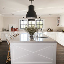 modern farmhouse kitchen
