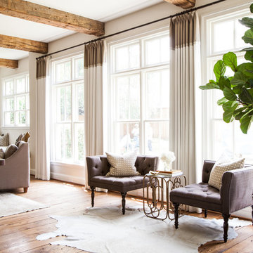Traditional Meets Midcentury Modern Design in River Oaks