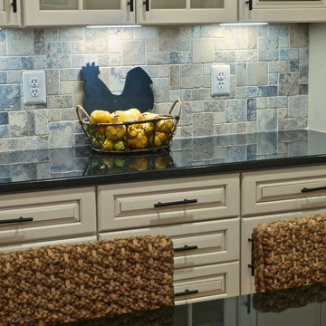 Kitchen with Contrast