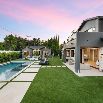 Modern Elegance Poolside Backyard in San Lorenzo