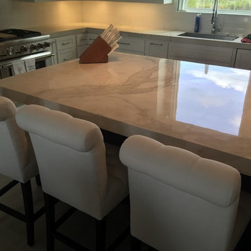 Stonepeak Plane Large Format Tile