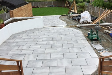 Photo of a contemporary patio in Essex.