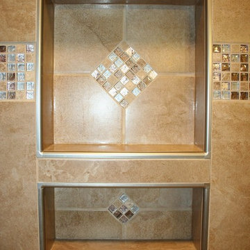 Porcelain Tub & Shower Surround 002