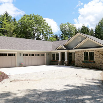 L-shaped Ranch with Warm Craftsman Style