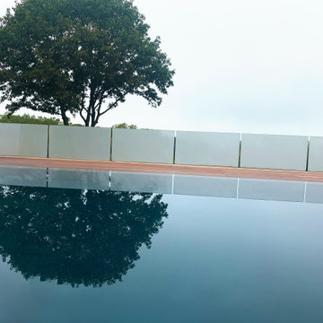 Frameless Glass Deck Railing - Beford NY