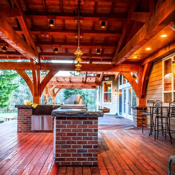 Outdoor Kitchen & Entertainment Patio