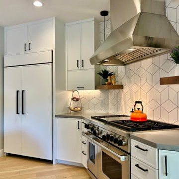 Crisp, Geometric Kitchen