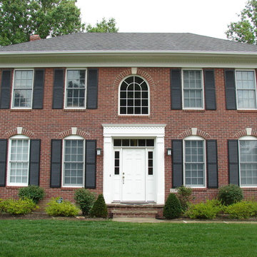 Doctor Residence in Shaker Heights on wedged-shaped lot