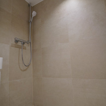 Aus einem Badezimmer wird ein Duschbad in München Bogenhausen