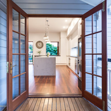 Blended Traditional & Contemporary Queenslander