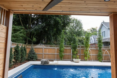Example of a patio design in Toronto