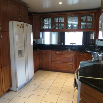 WHITE KITCHEN/MAIN FLOOR MAKEOVER