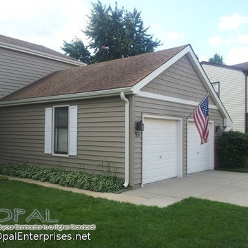 Alside Insulated Siding & Straight Shake Shingle Siding in Tuscan Clay in Lisle