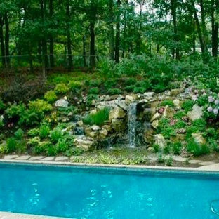 ニューヨークのおしゃれなプールの写真