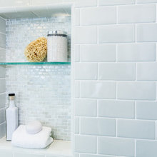 GirlsBathroom