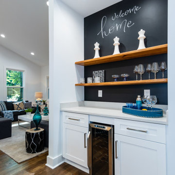 Custom Bar