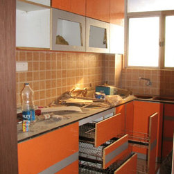Mrs. Sudeshna senguota's flat @Ideal height in Sealdeah,Kolkata - Kitchen Cabinets