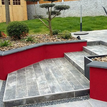 Obojardin - Terrasse céramique, mur de retenue et massif