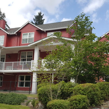 New Castle Current Red