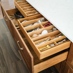 Organization & Storage - Kitchen Drawer Organizers