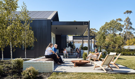 Houzz Tour: A Contemporary House That's a Little Bit Country