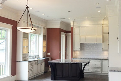 Kitchen - kitchen idea in Vancouver