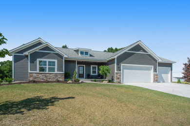 Exterior home idea in Grand Rapids