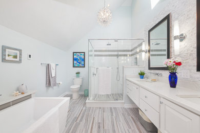 クリーブランドにあるトラディショナルスタイルのおしゃれな浴室の写真