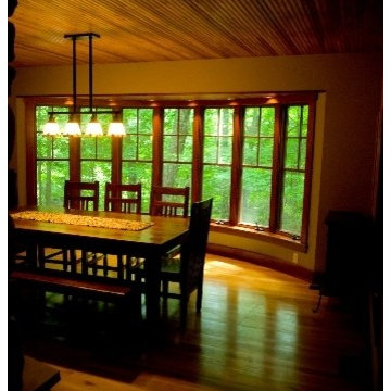 Arts & Crafts Home in the Woods