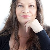 Julie Nelsons foto