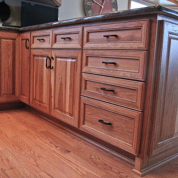 Custom Cabinets and Countertops