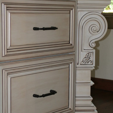 "Lexington" Applied Moulding Cherry Bordeaux with Sable Glaze