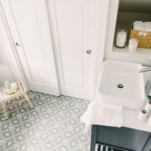 mb w/ tub closet / storage ideas