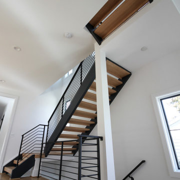 Project #85 | Three-Quarter Turn Staircase