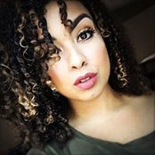 Nadia Cole's photo