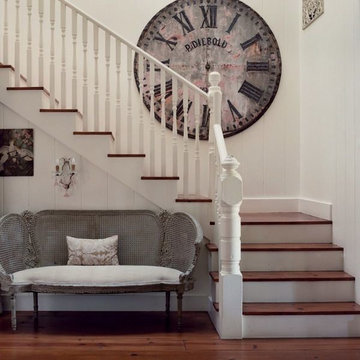 staircase wall decorating ideas