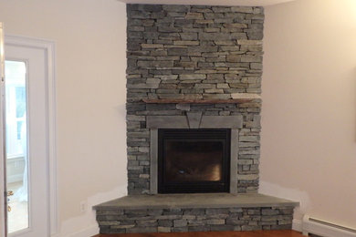 Example of a classic home design design in Burlington