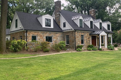 Example of an arts and crafts home design design in DC Metro