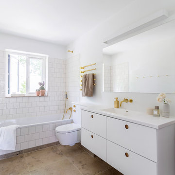 Badezimmer in Hellerup mit Basis01 in Weiß
