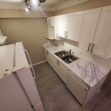 Move Out Deep Cleaning of a One bedroom plus Den Condo Located in Coquitlam BC C