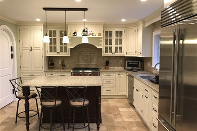 Inspiration for a contemporary kitchen remodel in New York
