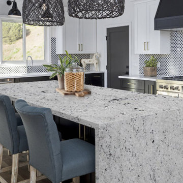 Colonial White Kitchen