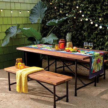 Tropical Outdoor Dining