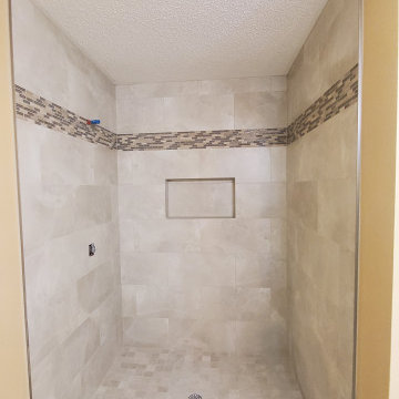 Another elegant shower installed by Destin Elite Tile