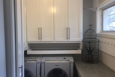Laundry room - country laundry room idea in Other