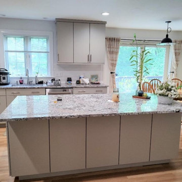 Gossamer Gray Lacquer