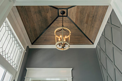 Inspiration for a timeless entryway remodel in Louisville
