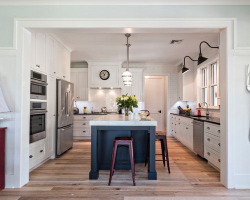 Kitchen Peninsula Design Ideas & Remodel Pictures | Houzz