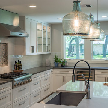 Contemporary Style Kitchen