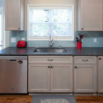 Stefan Walk Kitchen